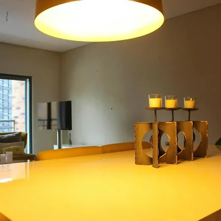 2 Bedrooms With Shared Pool And Wifi At * Lisbon