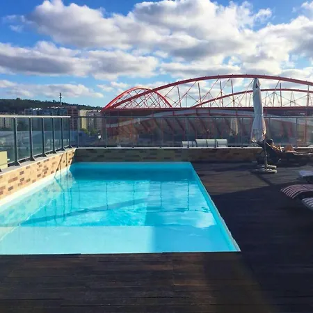 2 Bedrooms With Shared Pool And Wifi At Apartment Lisbon